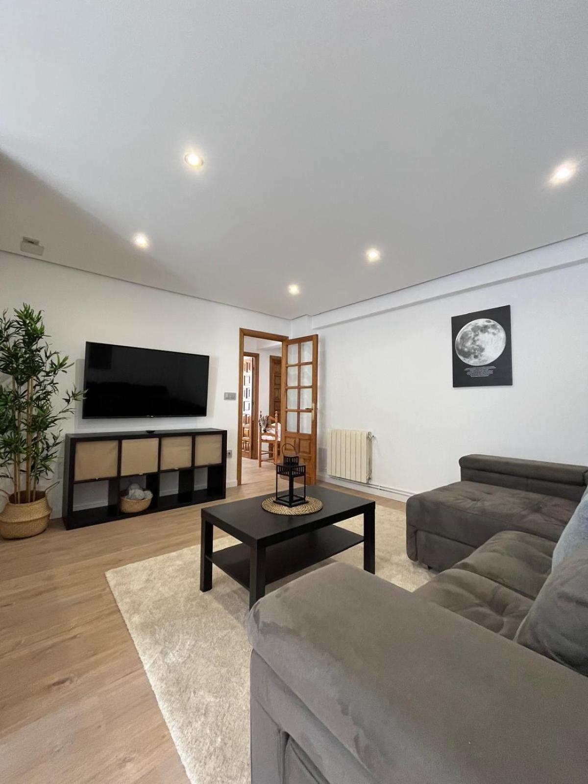 Exclusivo Apartamento En El Centro Vigo Bagian luar foto