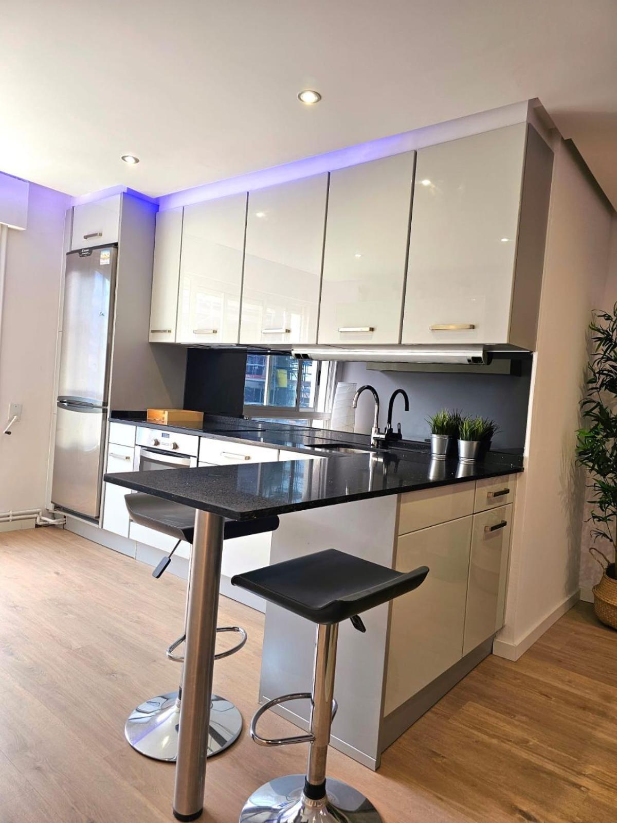 Exclusivo Apartamento En El Centro Vigo Bagian luar foto