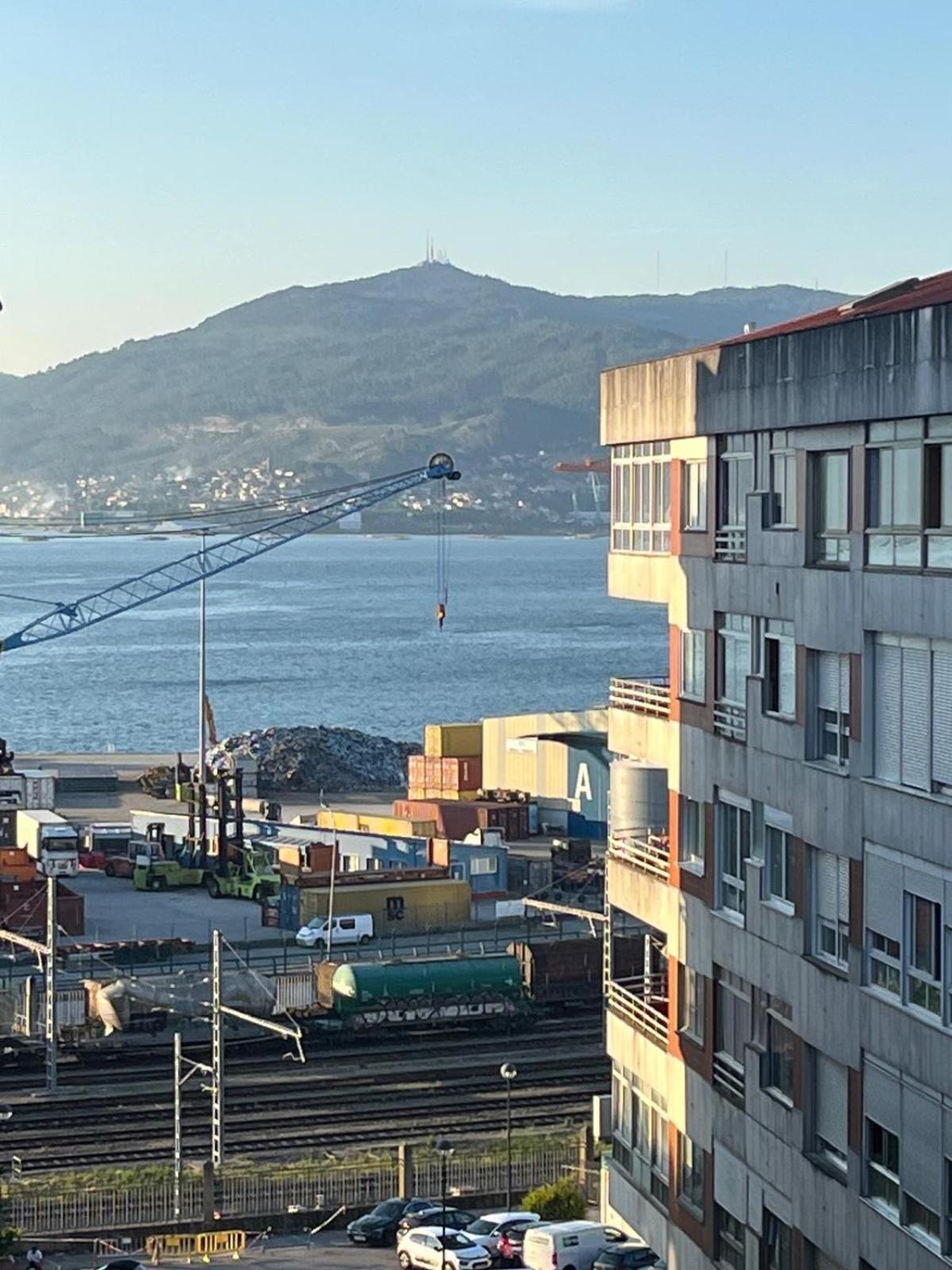 Exclusivo Apartamento En El Centro Vigo Bagian luar foto
