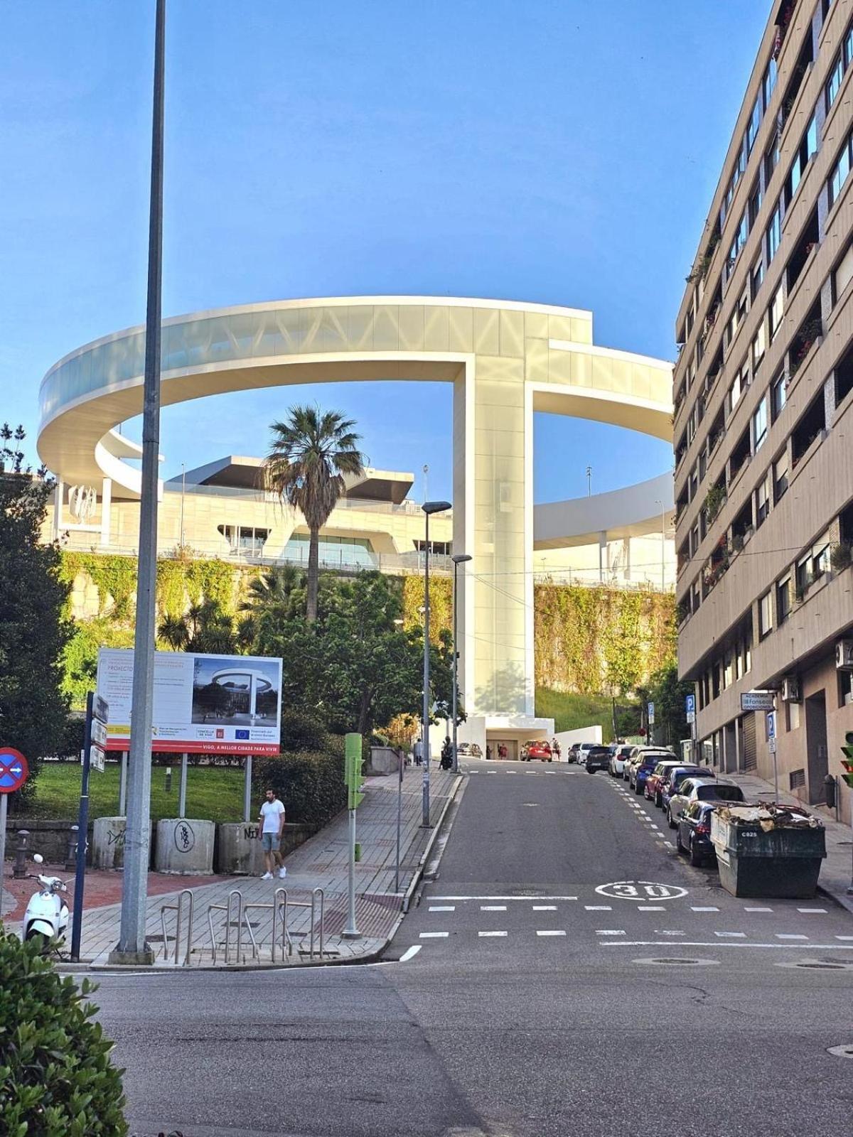Exclusivo Apartamento En El Centro Vigo Bagian luar foto